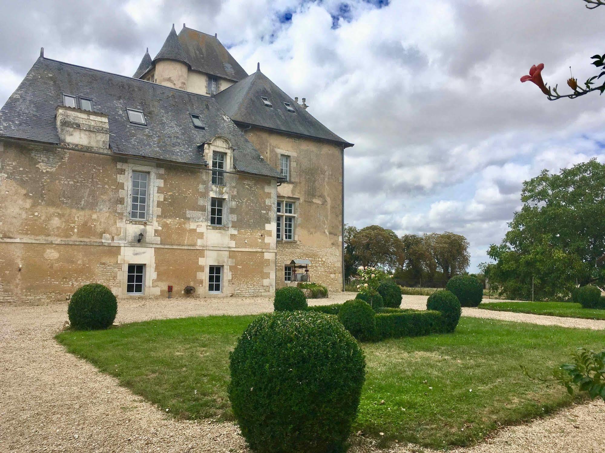 Chateau D'Avanton ภายนอก รูปภาพ
