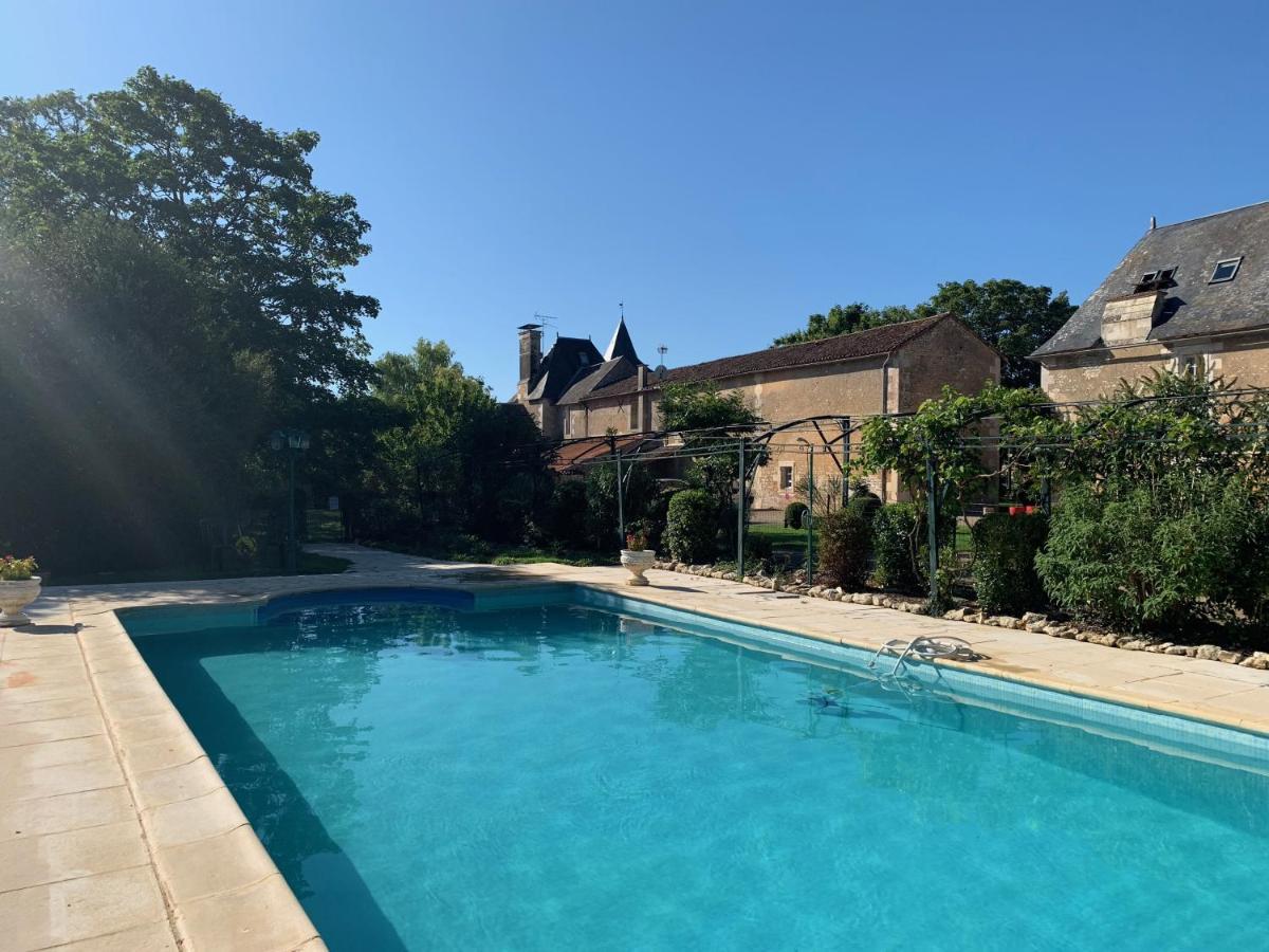 Chateau D'Avanton ภายนอก รูปภาพ